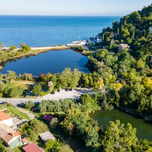 Ogled povečano sliko Jezeri v Fiesi