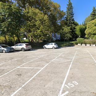 Ogled povečano sliko Parking